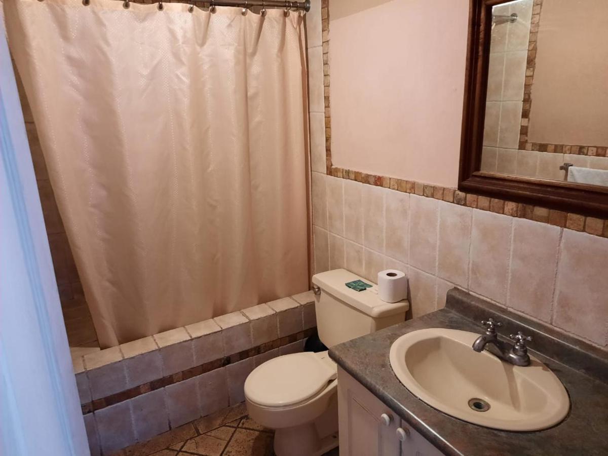 Apartamento 505 Cortijo Reforma Zona 9 Guatemalaváros Kültér fotó